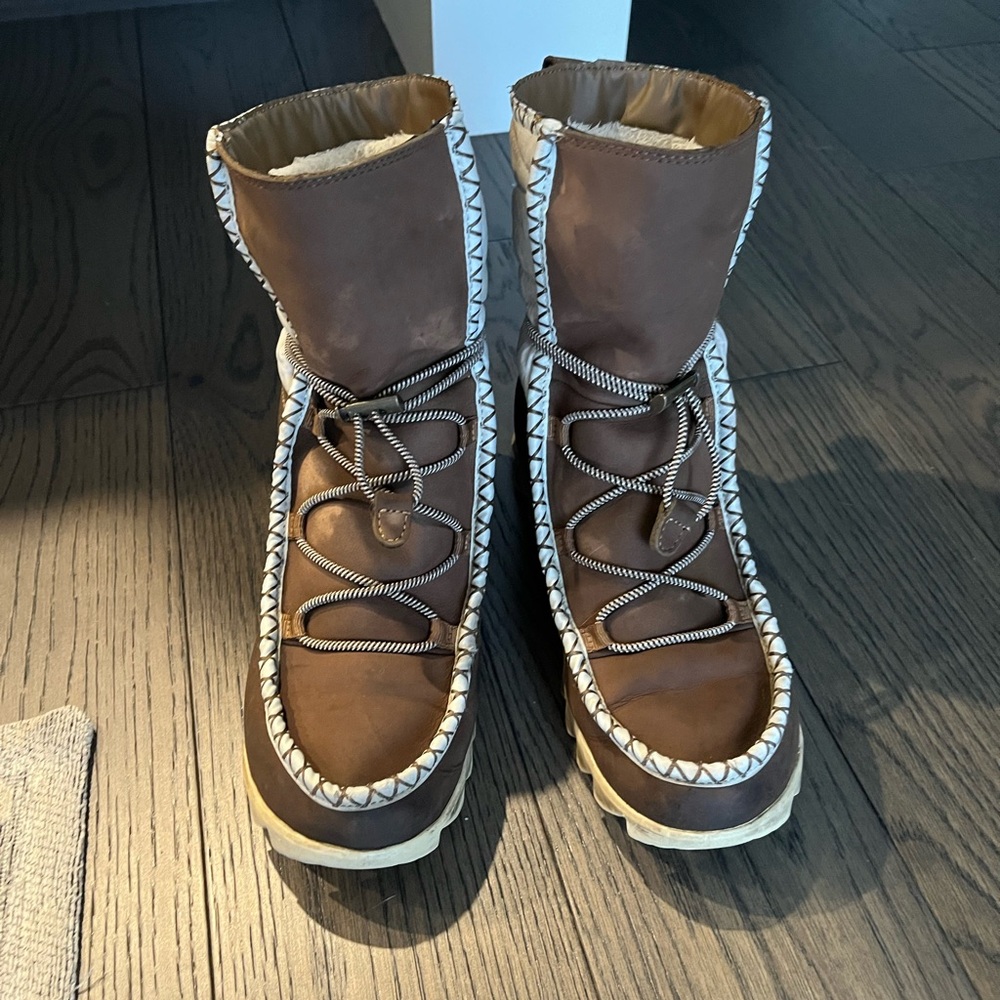 North Face Moccasin Winter Boots